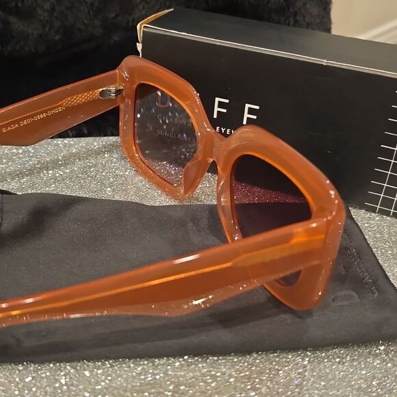 DIFF Eyewear Giada Rectangular Sunglasses- Dusty Mauve - Picture 6 of 7